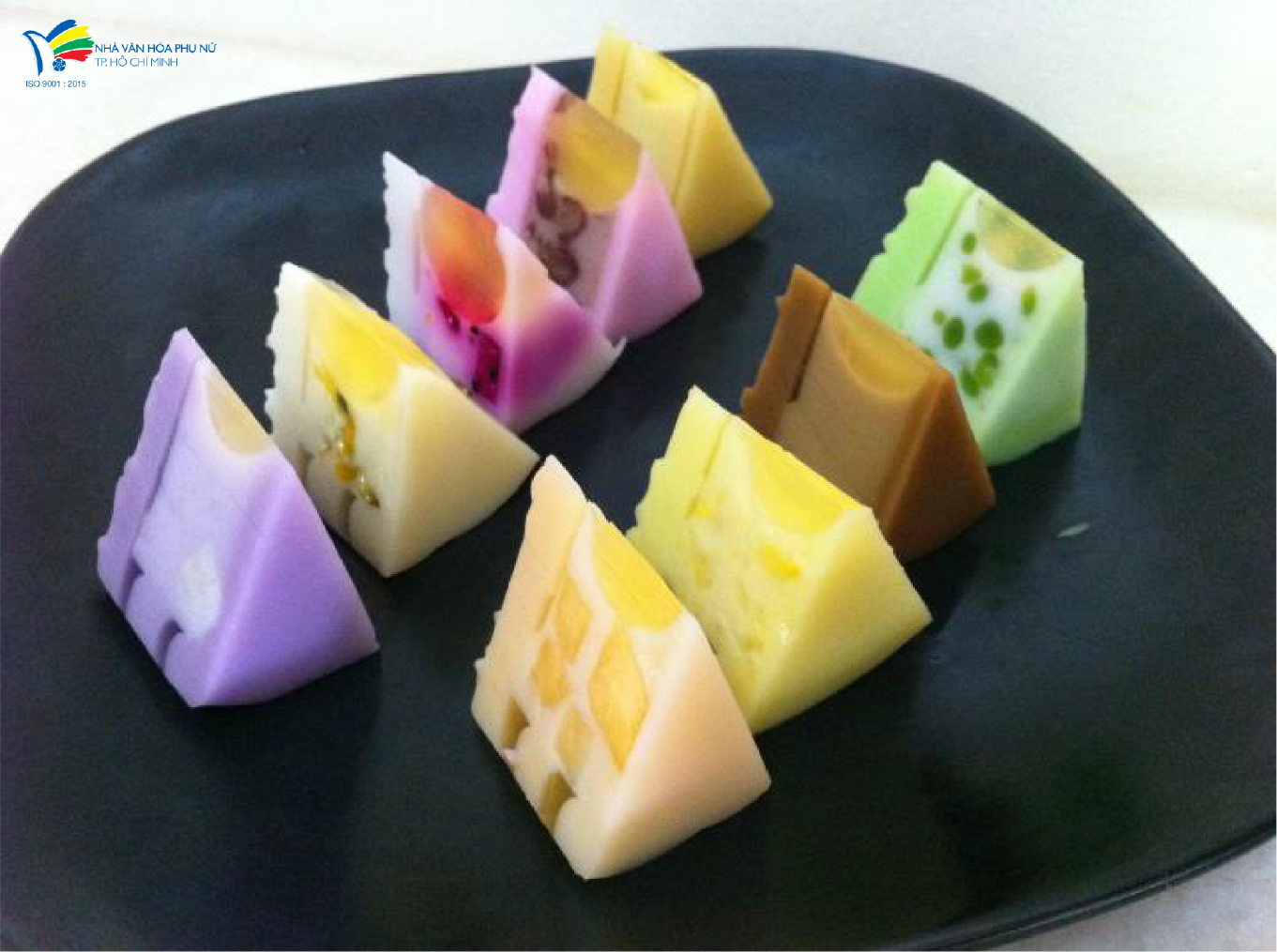 Bánh trung thu cau câu đa dạng từ nhiều nguyên liệu tự nhiên, thơm ngon, lạ miệng